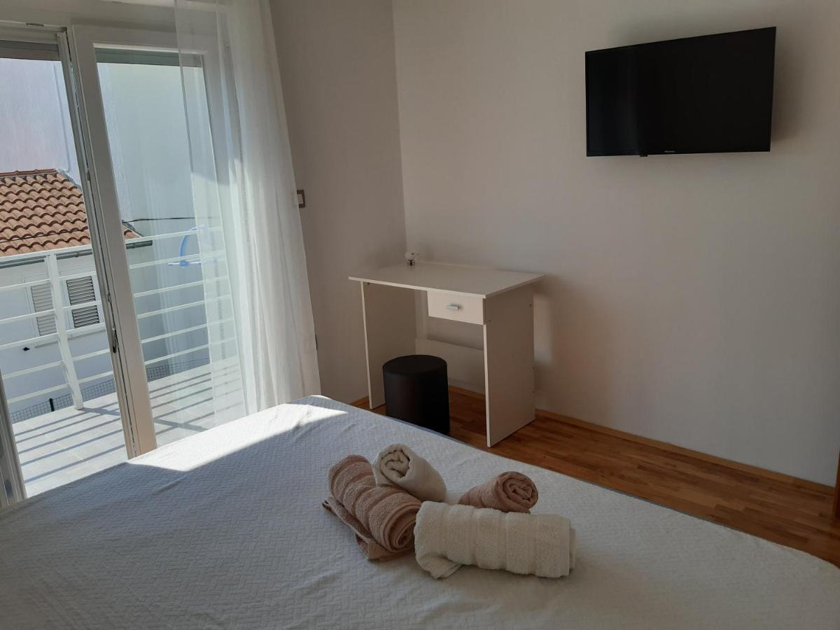 Apartmani Frano Vodice Ngoại thất bức ảnh